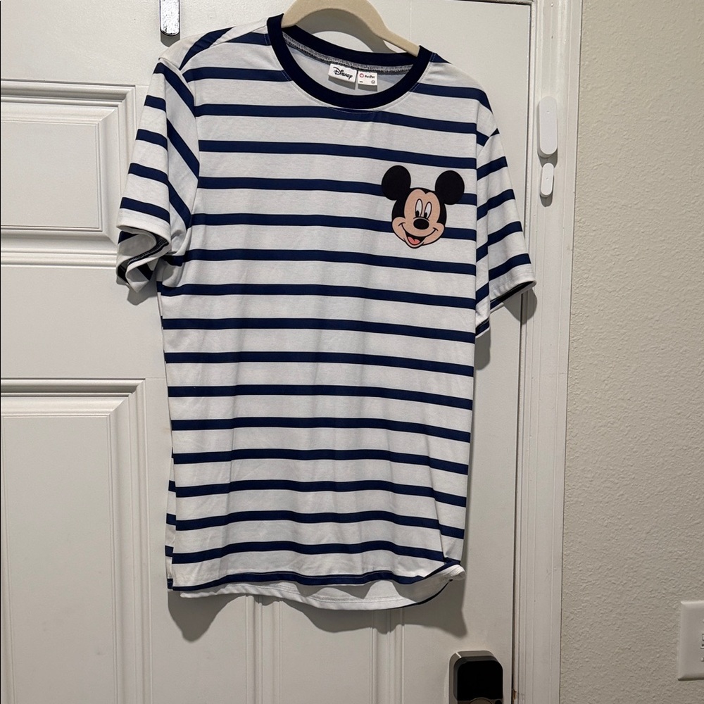Disney Family Matching Mickey Minne Striped Shirt set - Woman XL, Men M, Child 6 - Picture 4 of 5